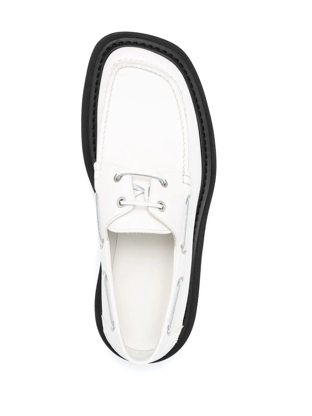 boat shoes
