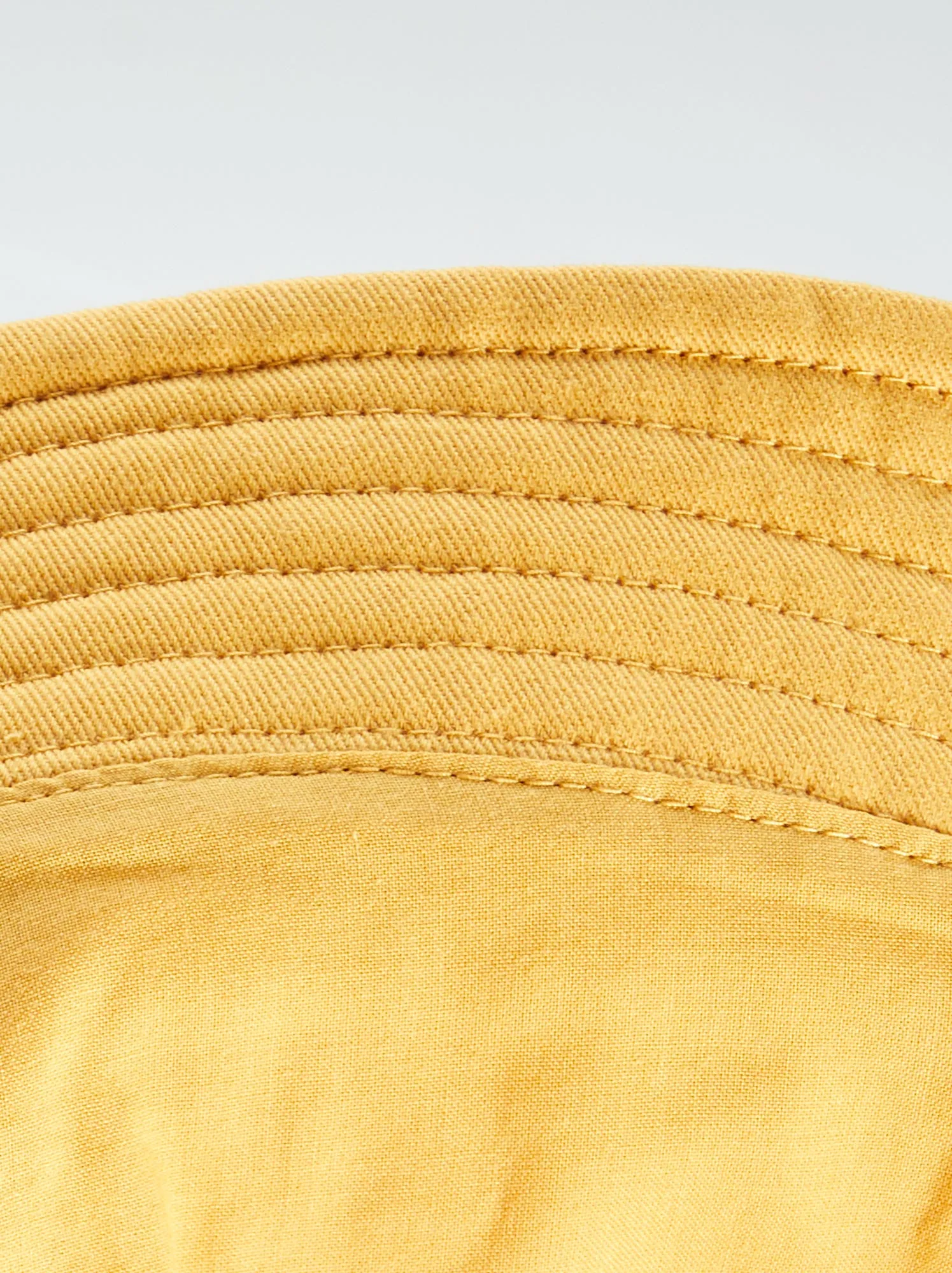Cappellino bob in tela - GIALLO