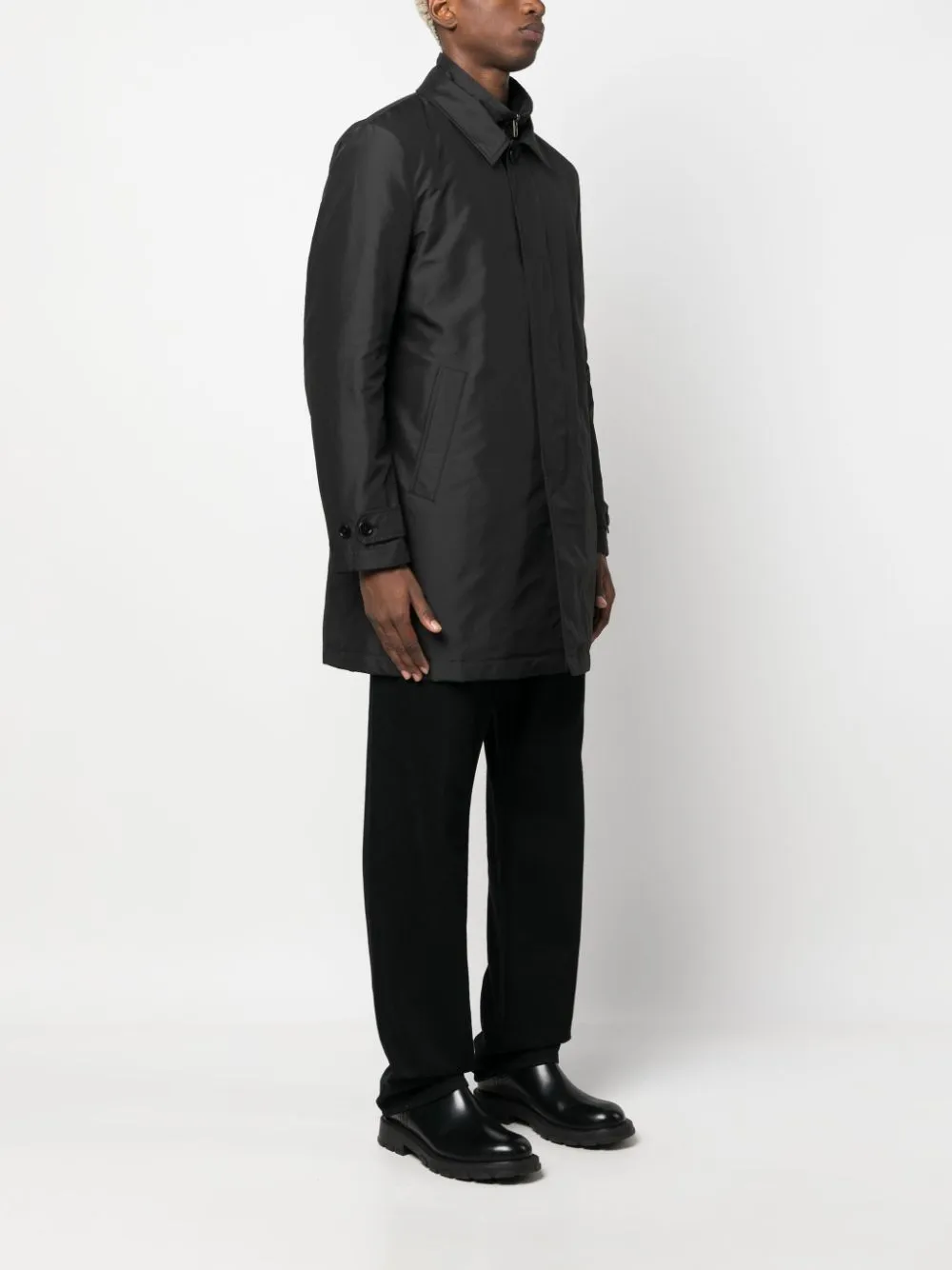 cappotto impermeabile nero