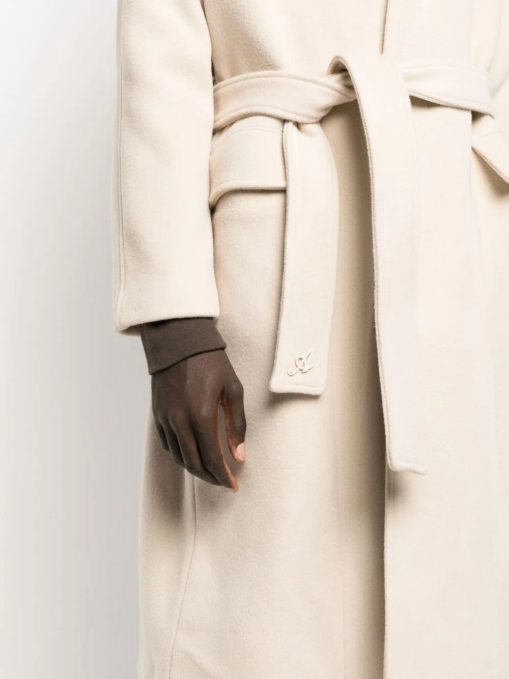 cappotto lungo con cintura beige