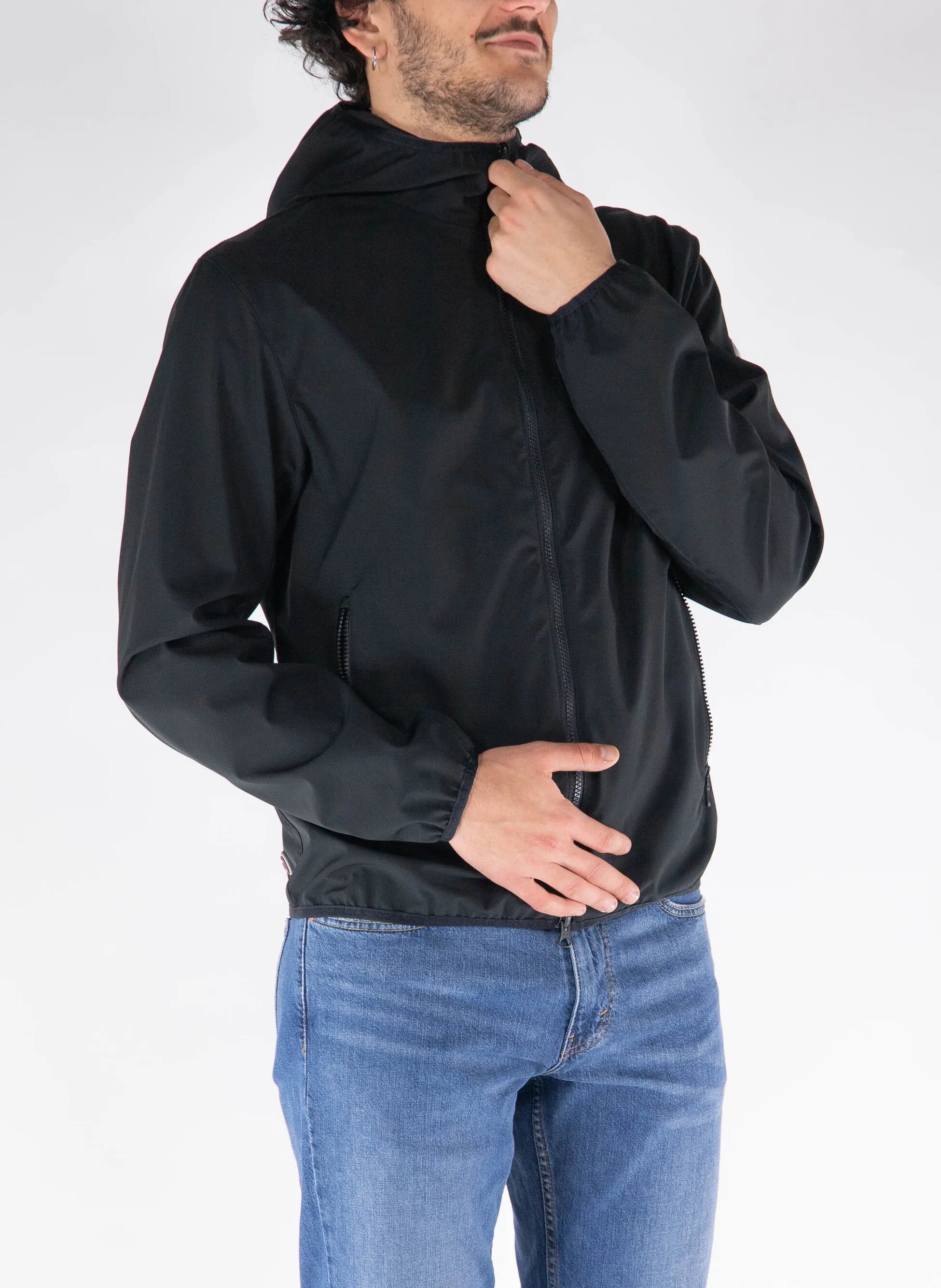 giacca softshell con cappuccio