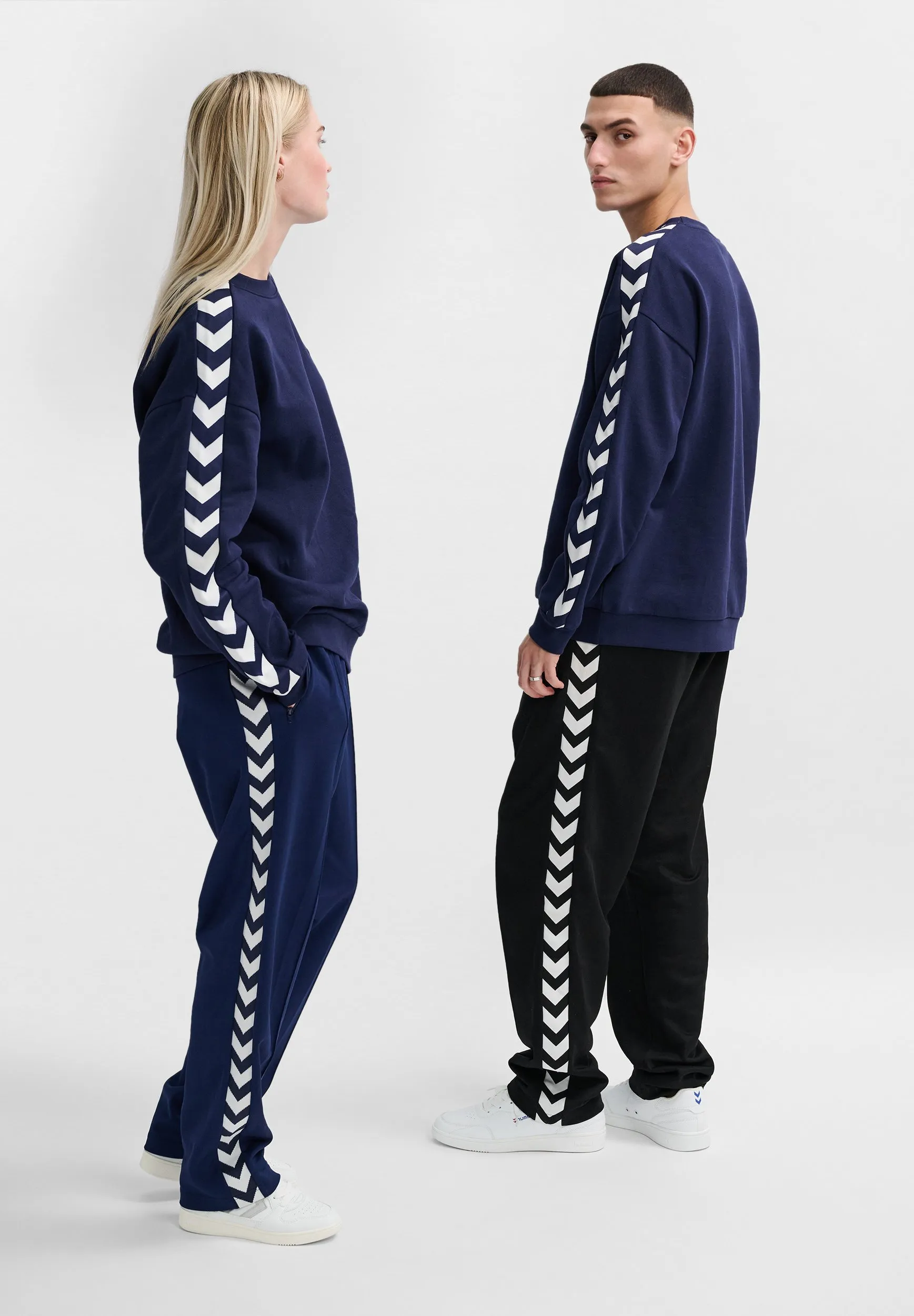 LOOSE FIT - Felpa