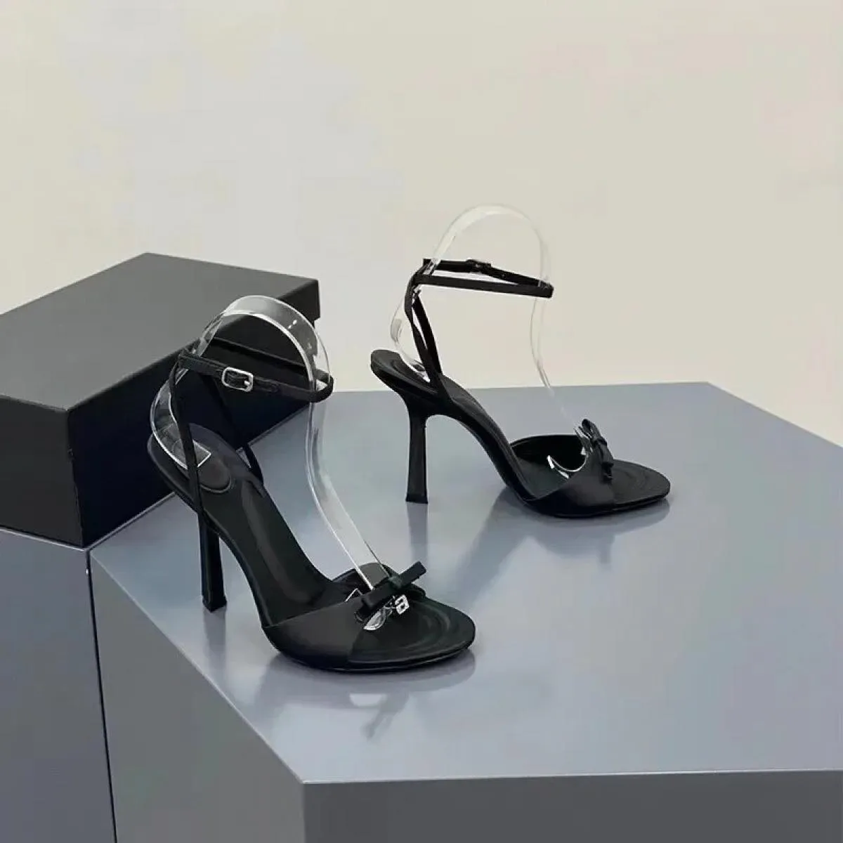 Nuovi sandali da donna con tacco alto Tendenza moda estiva Comfort Stivali peep toe Tacchi a spillo Scarpe da ballo jazz femmini