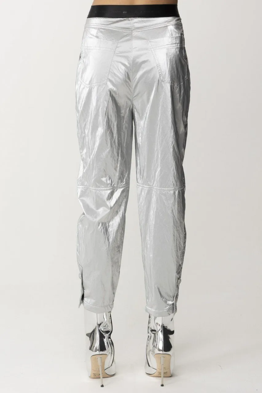 Pantaloni boyfriend metallizzati Argento