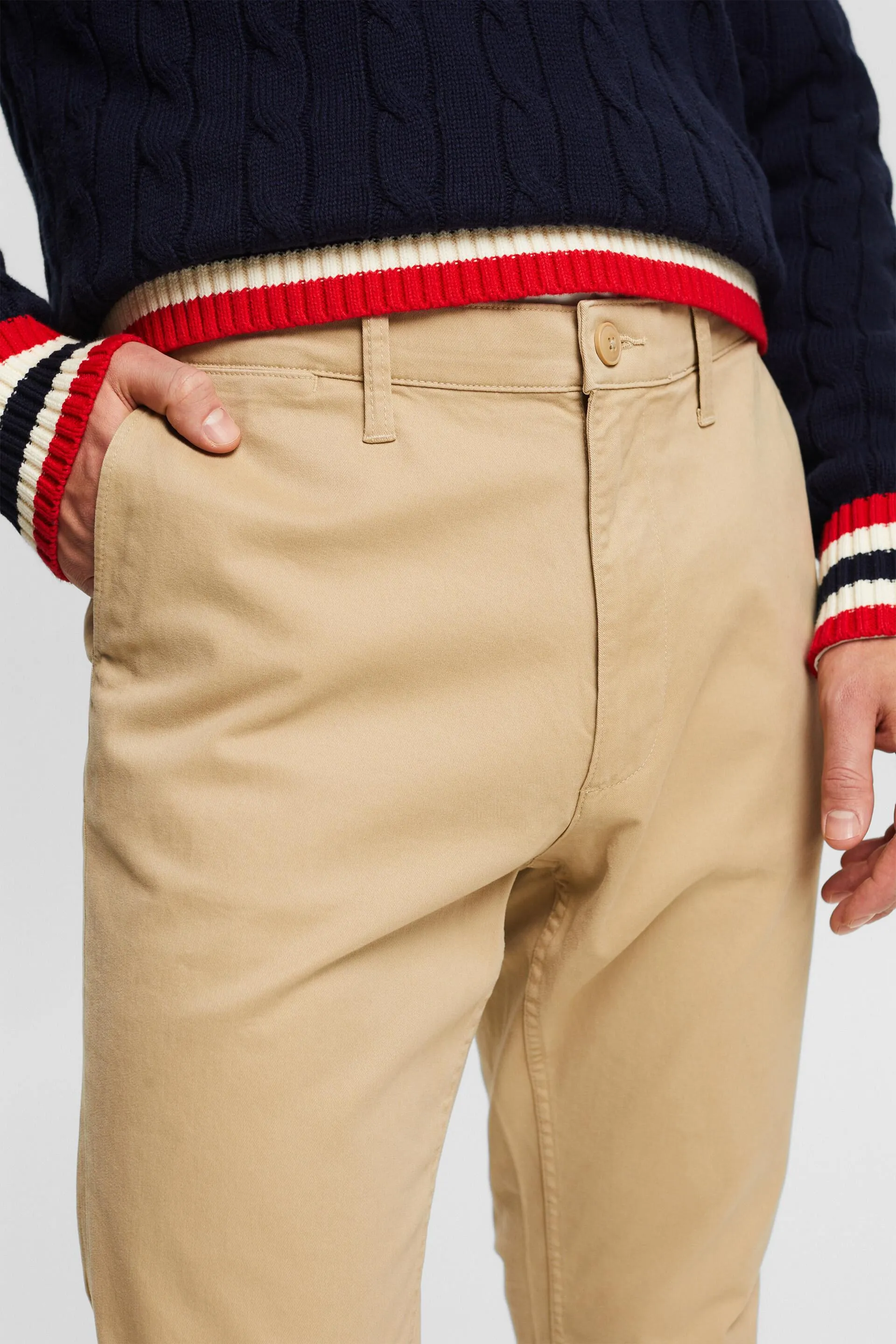Pantaloni chino con gamba slim
