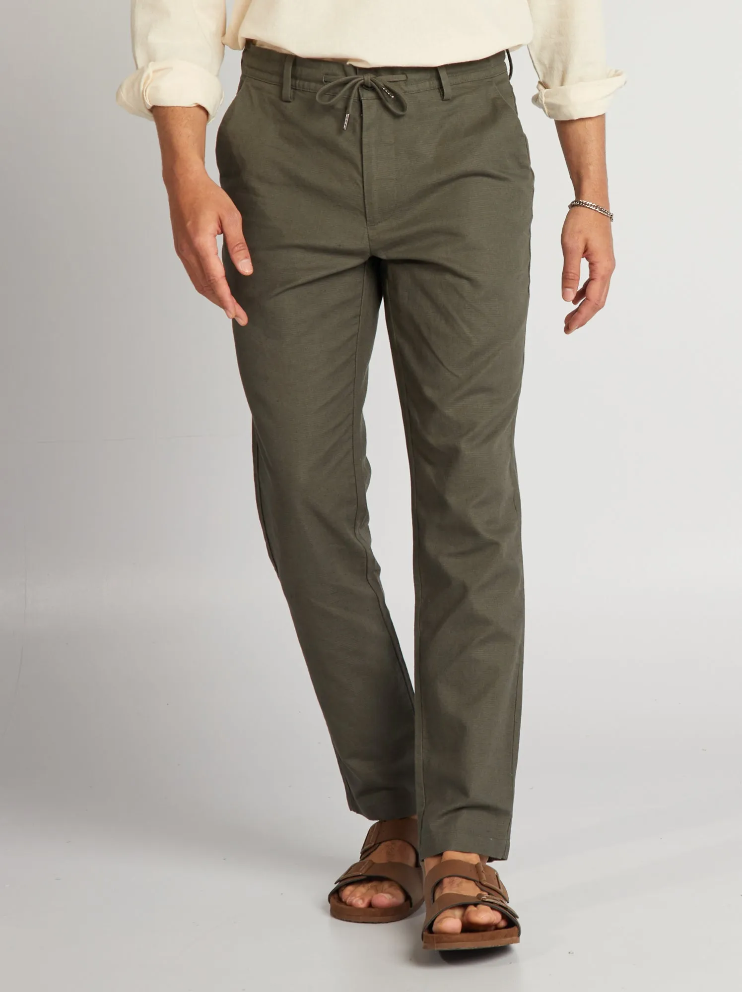 Pantaloni chino taglio slim in misto lino - KAKI