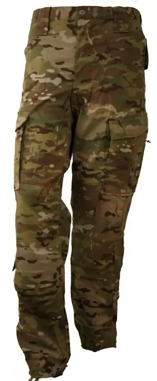 Pantaloni da combattimento strato 5 New Balance rilasciati dai militari per multicam
