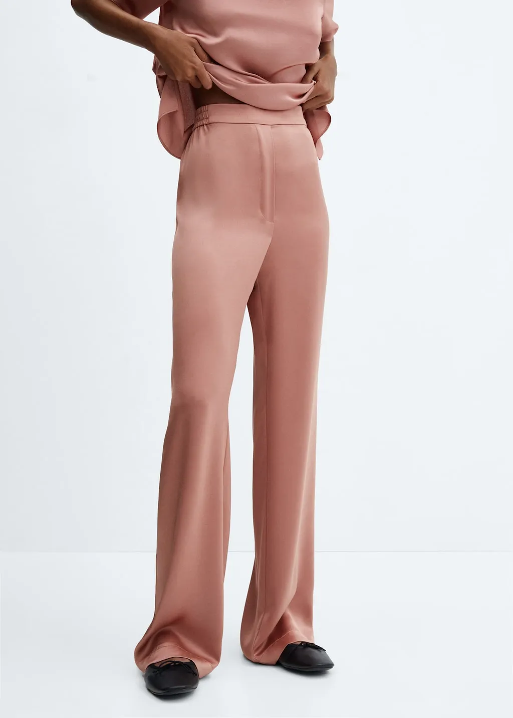 Pantaloni raso vita elasticizzata