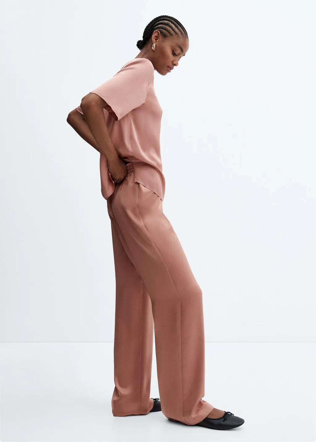 Pantaloni raso vita elasticizzata