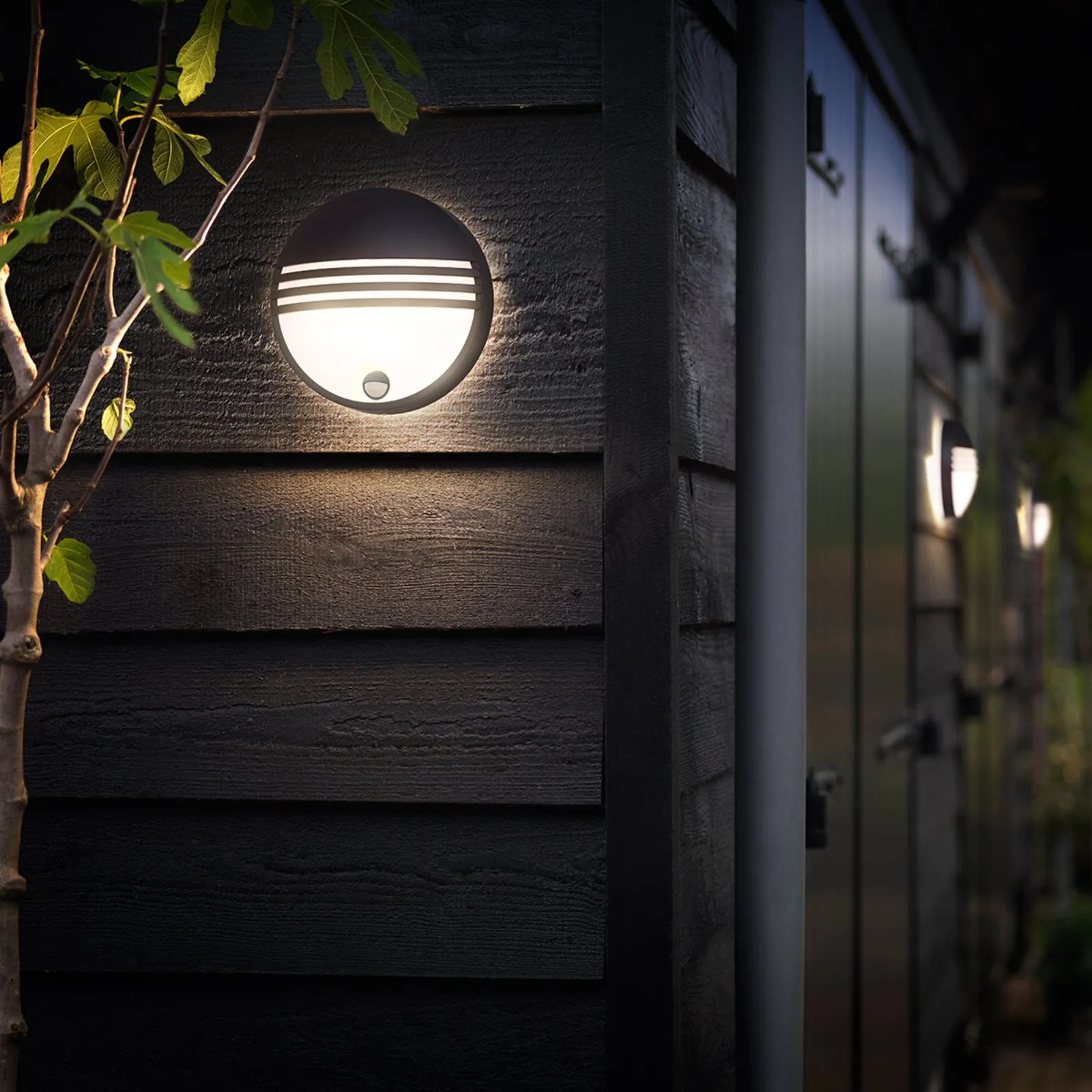 Philips Yarrow applique da esterni a LED, sensore