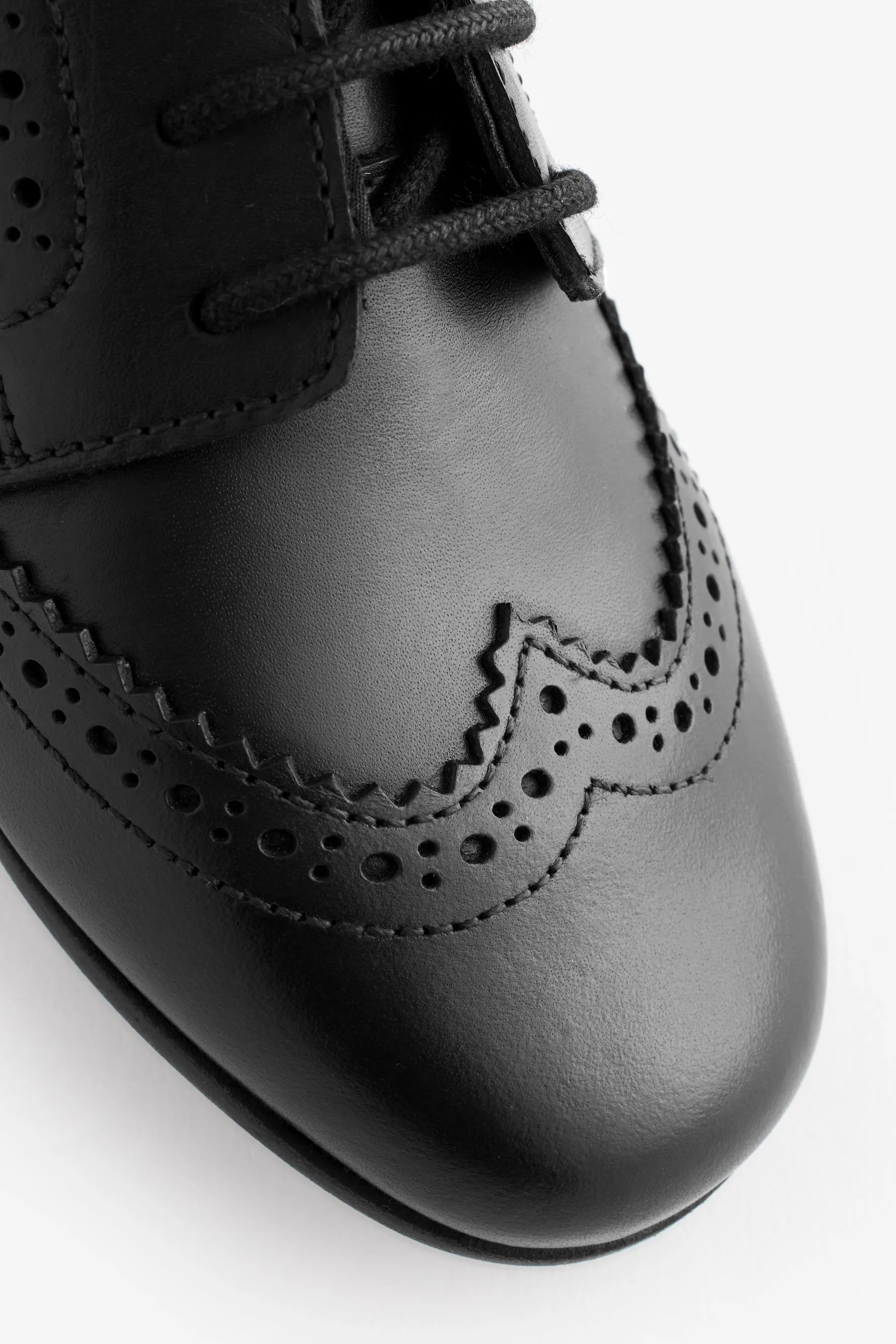 Pizzo in pelle brogue Scarpe per la scuola    