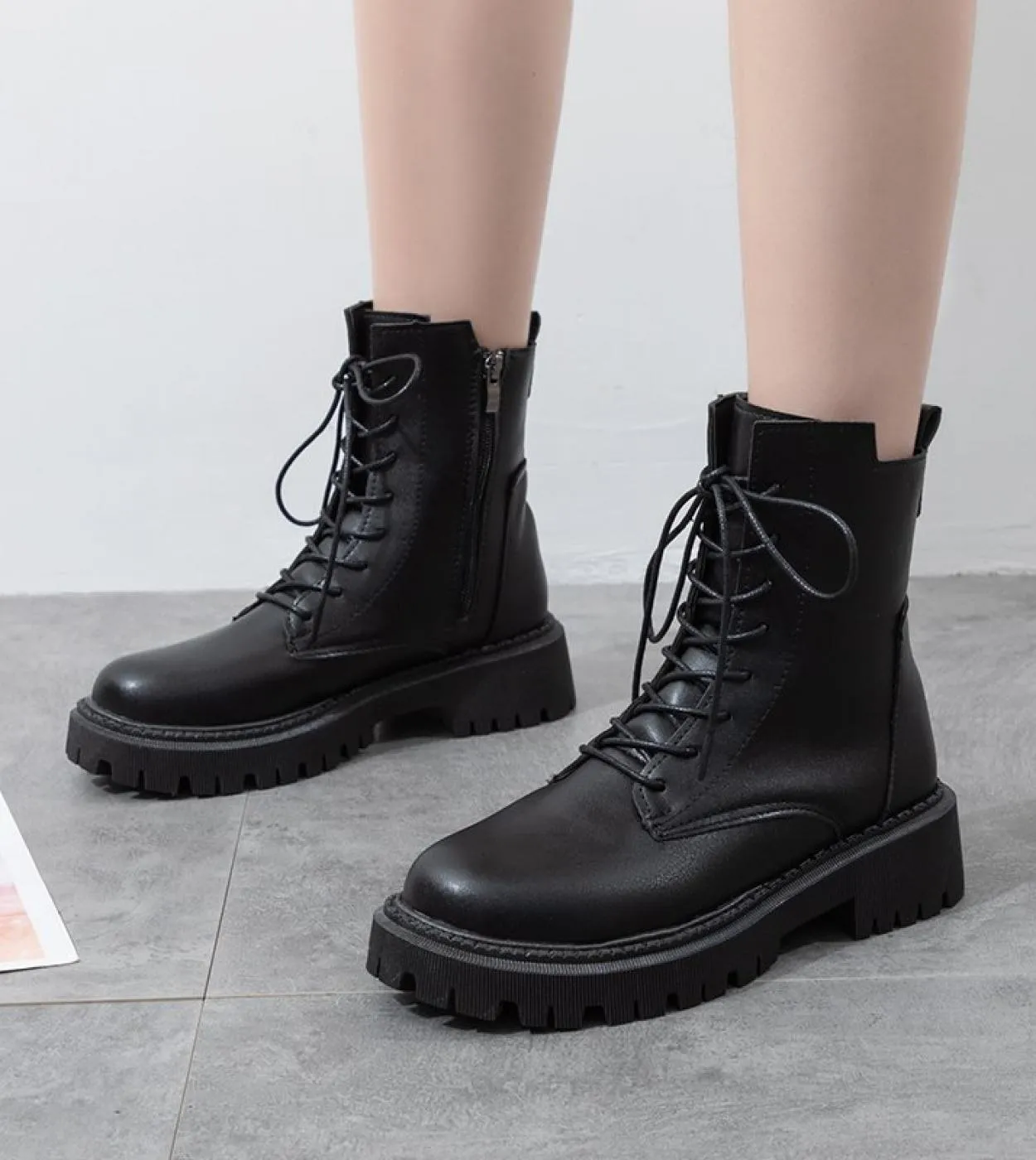 Scarpe autunnali da donna Donna Zeppa Tacco medio Piattaforma Caviglia in pelle Bianco 2022 Stivali sportivi da donna Sneakers i