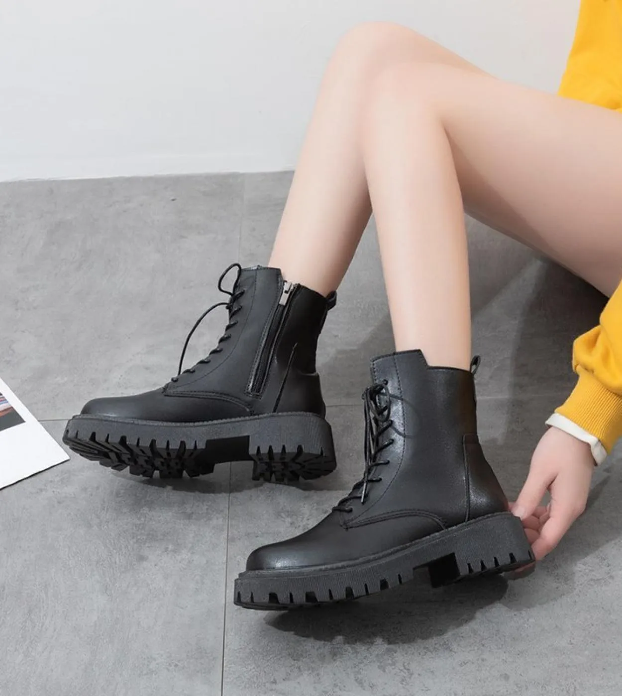 Scarpe autunnali da donna Donna Zeppa Tacco medio Piattaforma Caviglia in pelle Bianco 2022 Stivali sportivi da donna Sneakers i