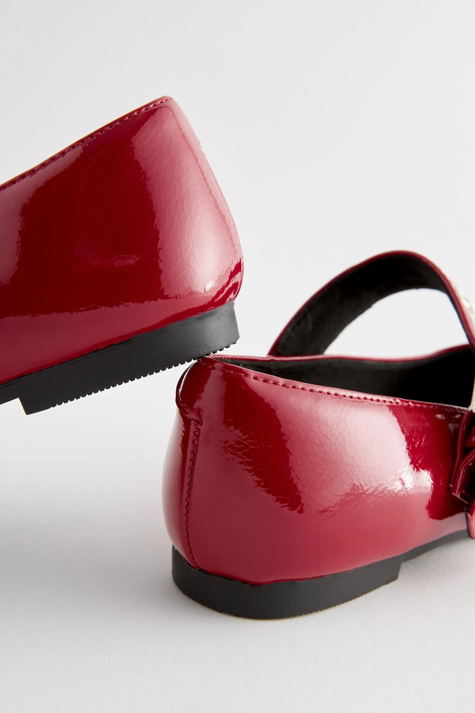 Scarpe Mary Jane con cinturini con borchie    