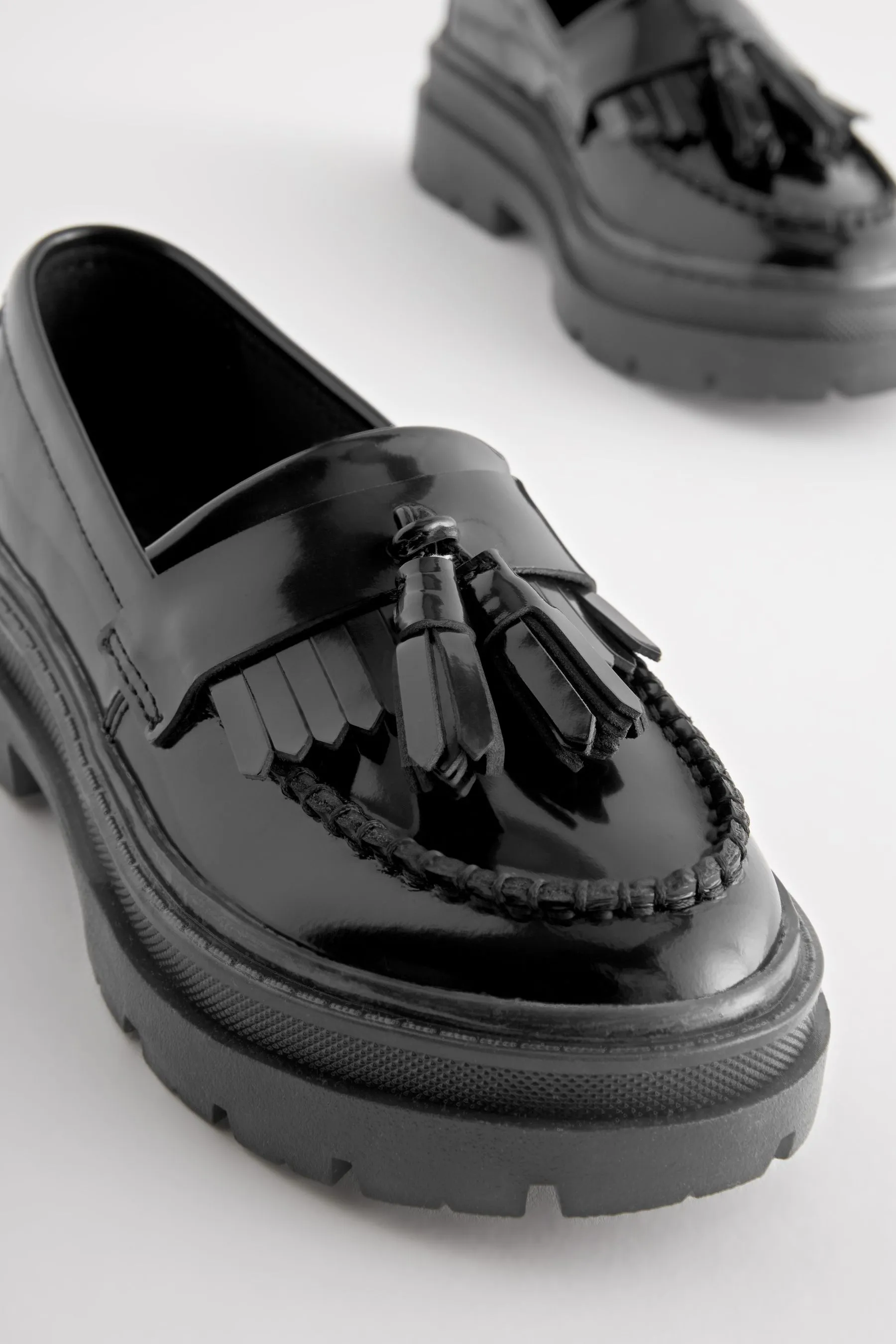 Scarpe per la scuola spessa    