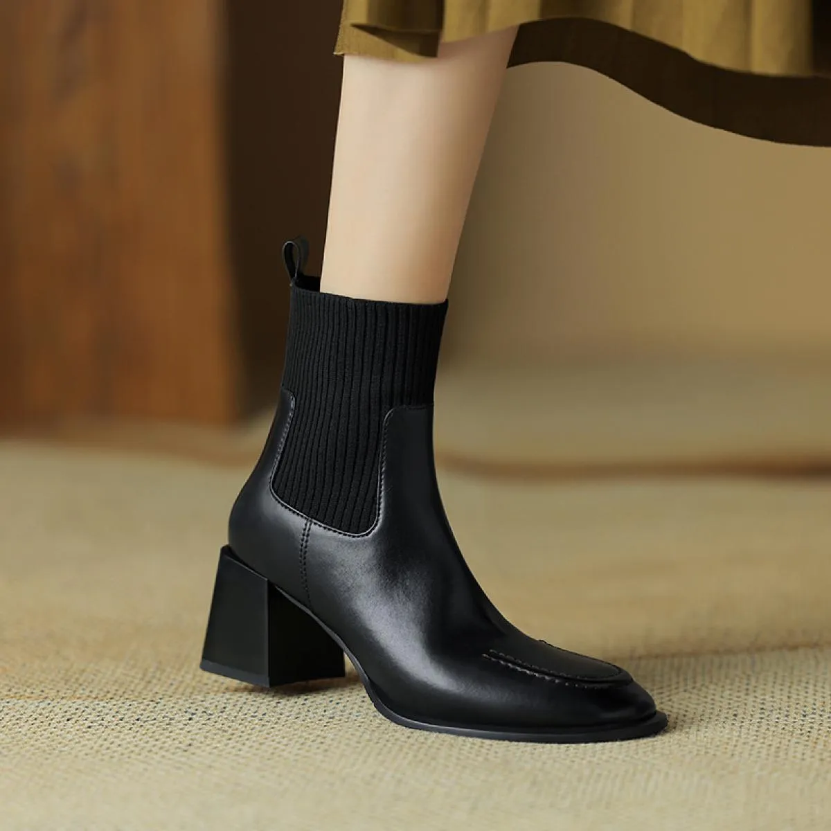 Stivali basic alla caviglia da donna con tacco alto spesso Autunno Inverno Vera pelle lavorata a maglia punta quadrata Scarpe da