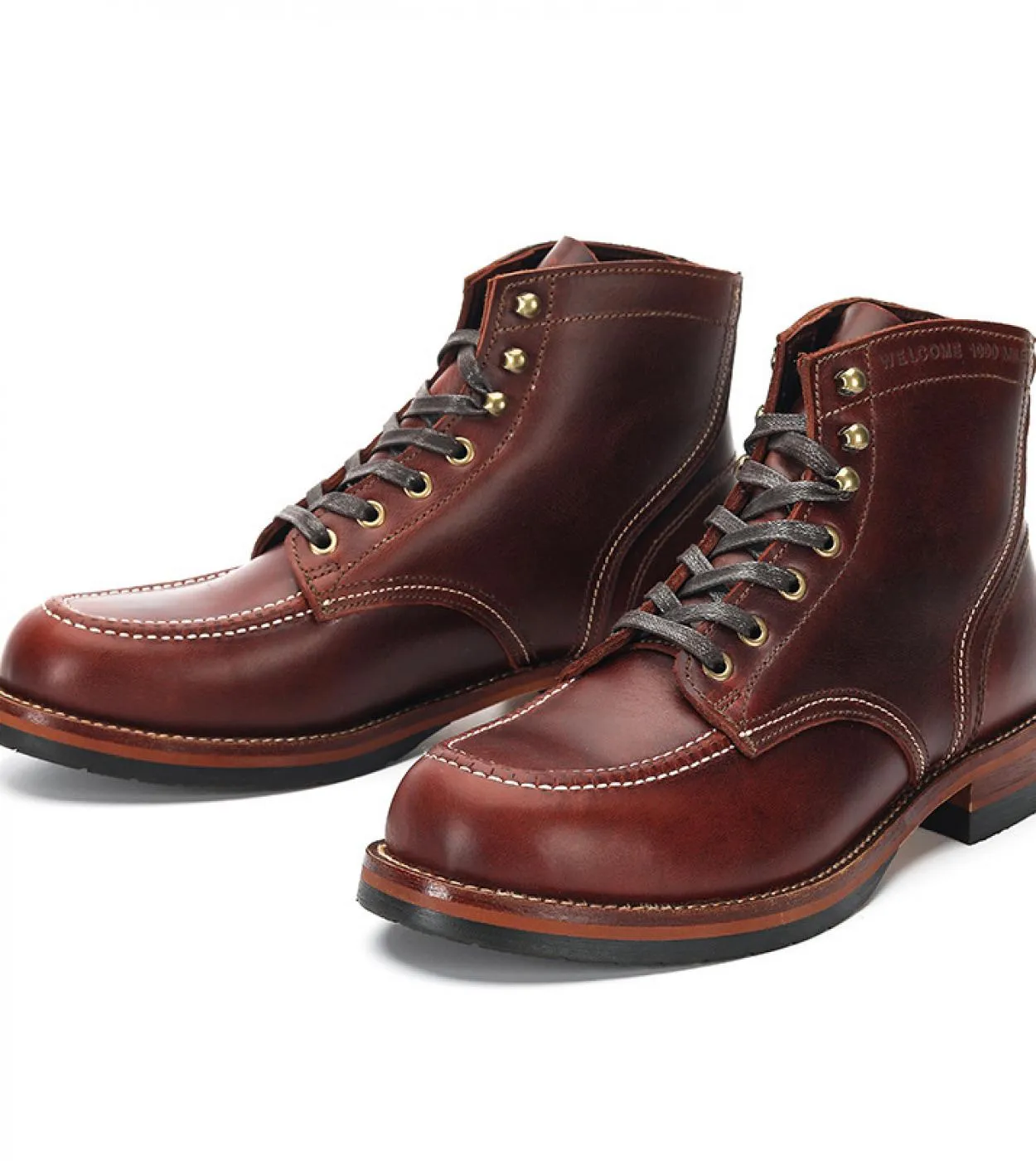 Stivali da uomo retrò Luxury Genuine Leather 2023 New Style Fashion British Trend Designer Caviglia Scarpe da uomo fatte a mano