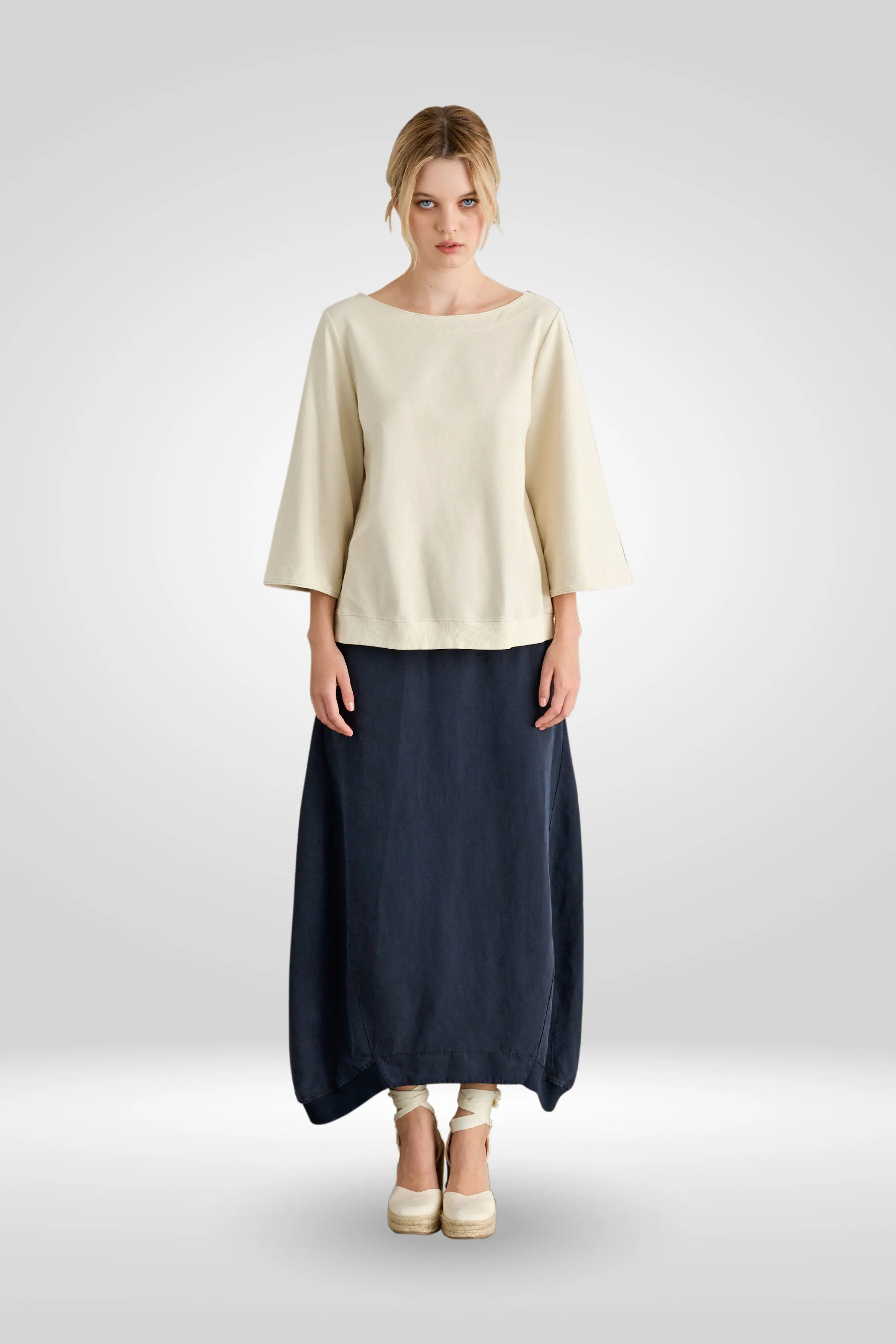 Sweatshirt with Boat Neck Garment-Dyed 4840 2261