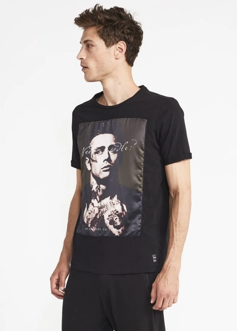 T-shirt girocollo in cotone