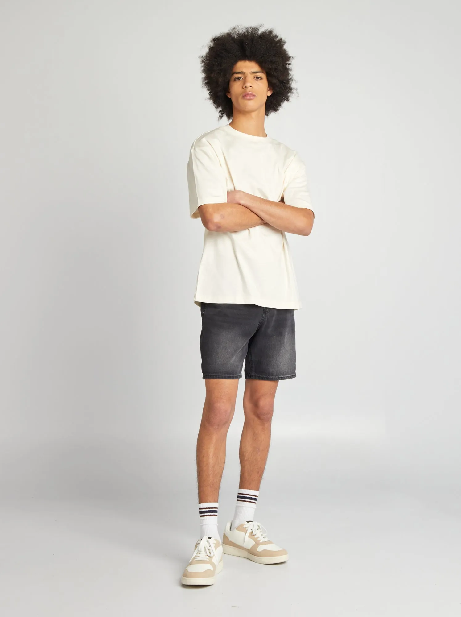 T-shirt in cotone con ricamo sul petto - BIANCO