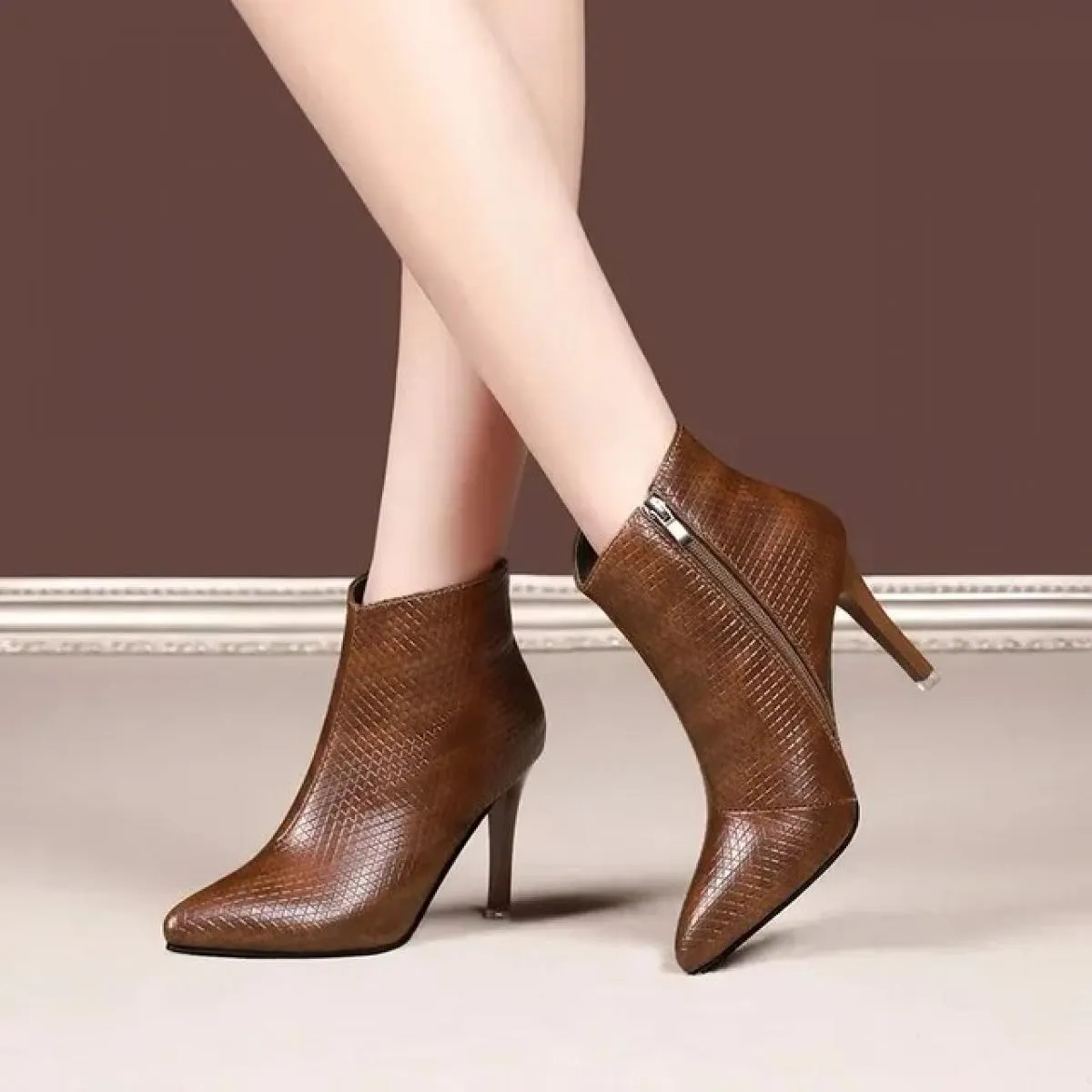 Tacchi alti in pelle Autunno Inverno Cerniera laterale Stivali da donna Décolleté Party Office Lady Scarpe Donna 2024