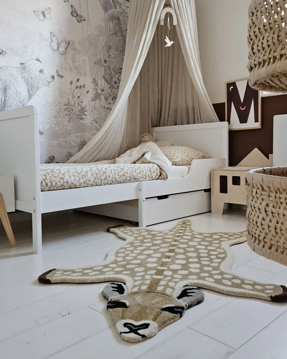 Tappeto per bambini lana giallo e beige motivo capriolo 100 x 160 cm YONA