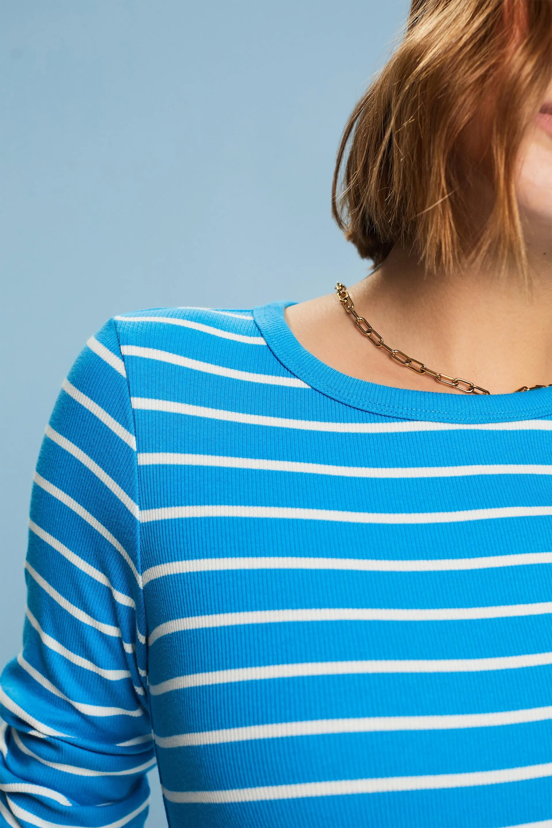 Top a righe in maglia a coste